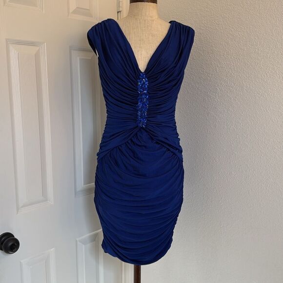 Tadashi Shoji Dresses & Skirts - Tadashi Shoji rouched embellished cocktail dress